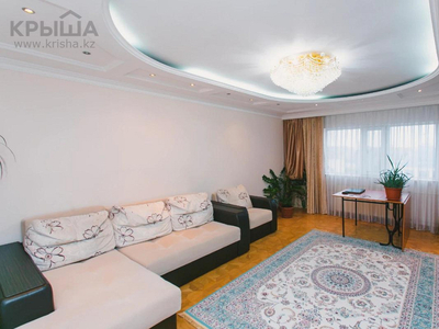 3-комнатная квартира, 90 м², 14/16 этаж, Мкр Самал 5