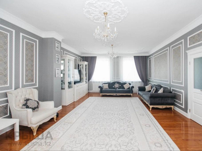 4-комнатная квартира, 141.1 м², 12/16 этаж, Сейфуллина 8