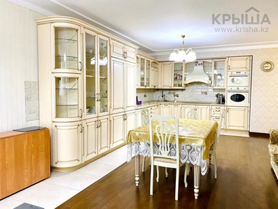 4-комнатная квартира, 188.1 м², 3/10 этаж, Сыганак 41 — Акмешит