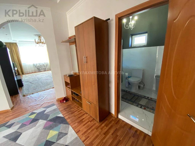 4-комнатный дом, 217 м², 8 сот., Береке 8