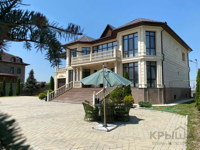 8-комнатный дом, 560 м², 15 сот., мкр Ремизовка