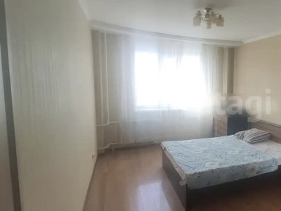 Продажа 3-комнатной квартиры, 70 м, Кумисбекова, дом 7