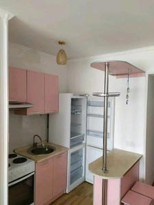 Продажа 2-комнатной квартиры, 35 м, Манаса, дом 20