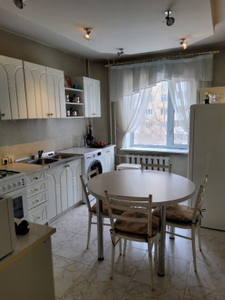 Продажа 3-комнатной квартиры, 67 м, Петрова, дом 16