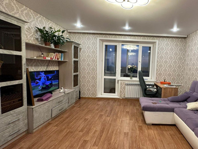 Продажа 2-комнатной квартиры, 53 м, Кемеровская, дом 114