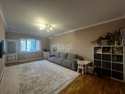 Продажа 2-комнатной квартиры, 86 м, Сатпаева, дом 9