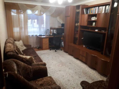 Продажа 2-комнатной квартиры, 50 м, Муканова, дом 15