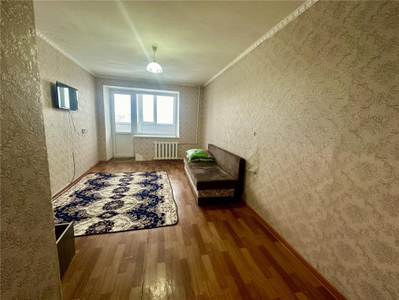 Продажа 1-комнатной квартиры, 36 м, Республики