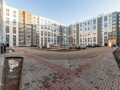 Продажа 3-комнатной квартиры, 73 м, Нажимеденова, дом 39