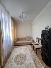 Продажа 2-комнатной квартиры, 38 м, Республики, дом 1/7