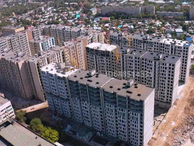 Продажа 2-комнатной квартиры, 57 м, Толе би, дом 184