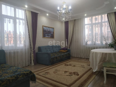 Продажа 2-комнатной квартиры, 60 м, Омарова, дом 23