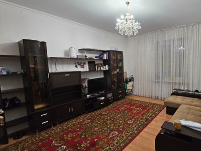 Продажа 2-комнатной квартиры, 70 м, Достык, дом 1