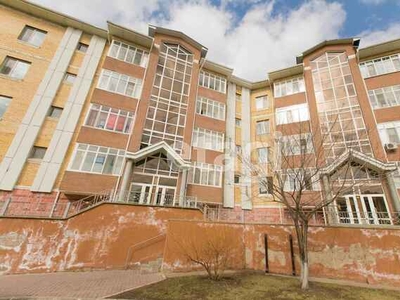 3-комн. квартира , 122м² , 3/4 этаж