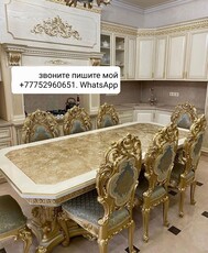 Продам стол со стулечками..