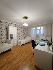 3-ком. квартира, вторичка, 104 кв.м. на 7 этаже