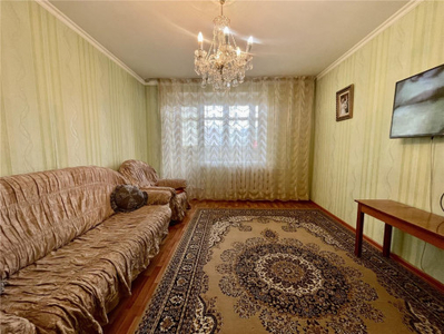 Продажа 3-комнатной квартиры, 67 м, Шахтеров, дом 1