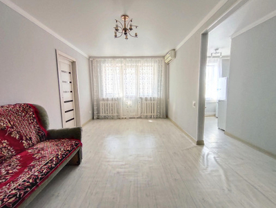 Продажа 2-комнатной квартиры, 44 м, Ержанова, дом 29