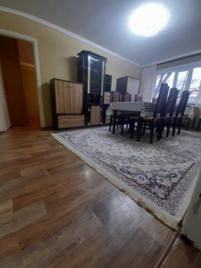 Продажа 4-комнатной квартиры, 80 м, Строителей, дом 27