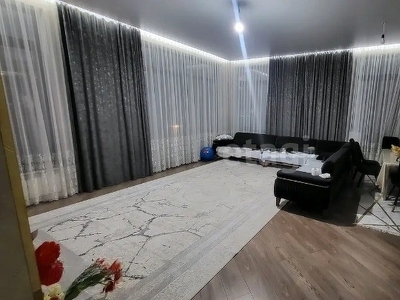 3-комн. квартира , 130м² , 1/3 этаж