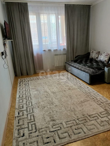 Продажа 2-комнатной квартиры, 50 м, Жандосова, дом 150