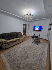 Продажа 3-комнатной квартиры, 76 м, Азербаева, дом 4