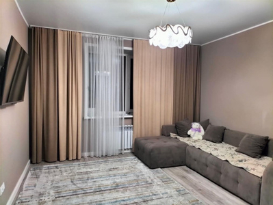 Продажа 2-комнатной квартиры, 67 м, Муканова