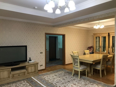 Продажа 3-комнатной квартиры, 113 м, А. Мамбетова, дом 16