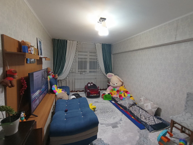 Продажа 3-комнатной квартиры, 70 м, Райымбека, дом 206/7