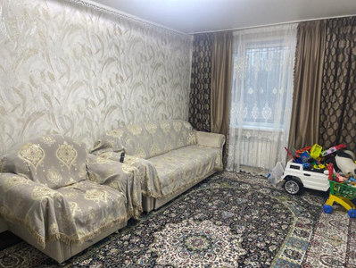 Продажа 3-комнатной квартиры, 71 м, Республики