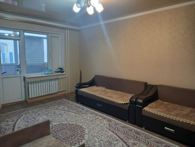 Продажа 3-комнатной квартиры, 80 м, Шахтеров, дом 70