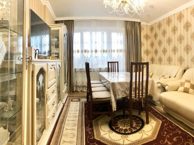 Продажа 3-комнатной квартиры, 88 м, Шахтеров