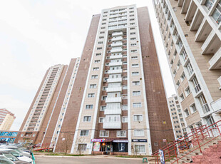 Продажа 2-комнатной квартиры, 56 м, Момышулы, дом 19