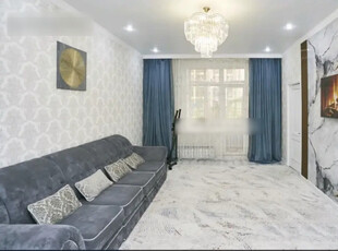 Продажа 3-комнатной квартиры, 80 м, Е-489 улица, дом 6