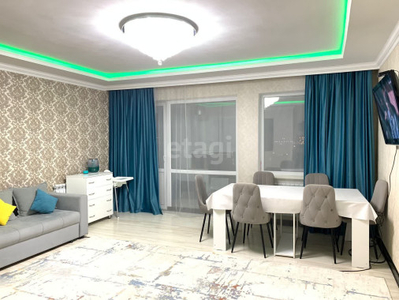 Продажа 2-комнатной квартиры, 54 м, Петрова, дом 10