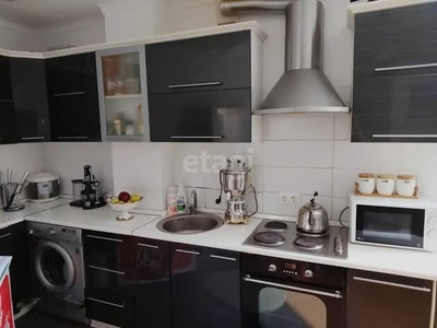 2-комн. квартира , 64м² , 3/10 этаж