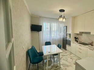 2-комн. квартира , 80м² , 13/14 этаж