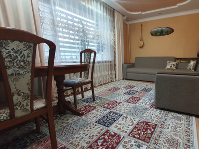 Продажа 3-комнатной квартиры, 65 м, Менделеева