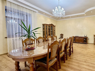 Продажа 6-комнатного дома, 391 м, Ермекова, дом 91/7