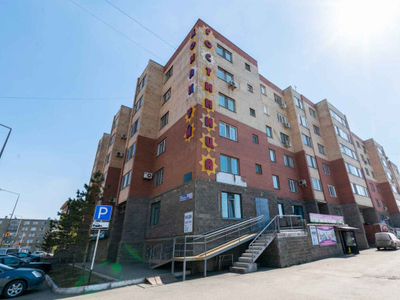 Продажа 3-комнатной квартиры, 101 м, Есенберлина, дом 38