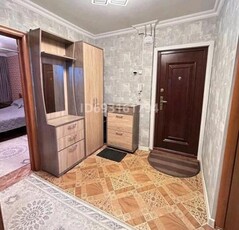 3 комнатная квартира, Майкудук, Майкудук, 15й микрорайон 5 — 61школа