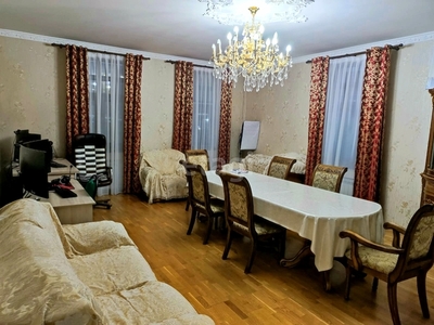 4-комн. квартира , 180.1м² , 7/10 этаж