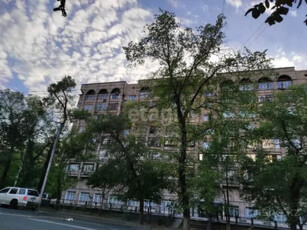 Продажа 4-комнатной квартиры, 99 м, Сейфуллина, дом 577