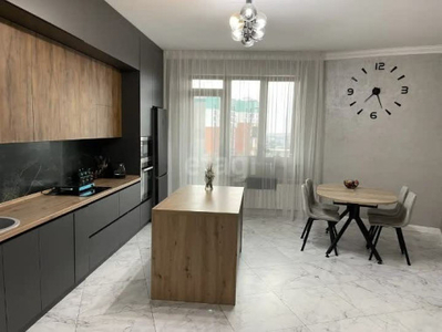 Продажа 3-комнатной квартиры, 178 м, Варламова, дом 33