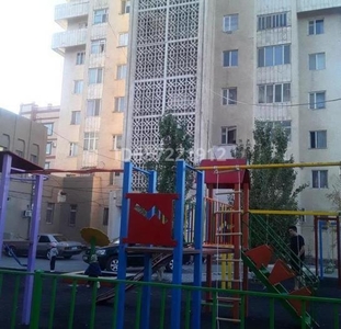 6 комнатная квартира, 4 укрепленный квартал 1 — ул. Яншина