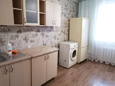 Продажа 1-комнатной квартиры, 37 м, Бажова, дом 501