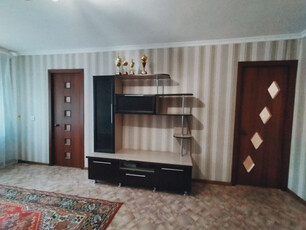 Продажа 2-комнатной квартиры, 42 м, Кайсенова, дом 32