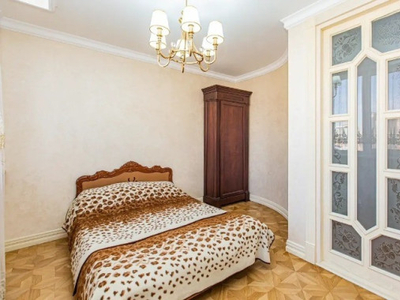 Продажа 4-комнатной квартиры, 175 м, Кажымукана