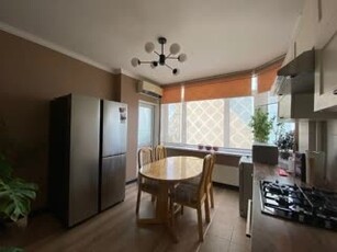 3-комн. квартира , 77м² , 6/8 этаж