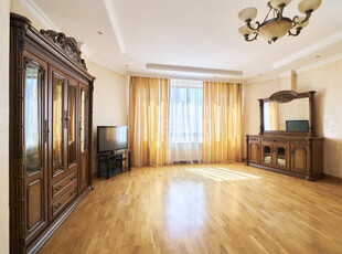 3-комн. квартира , 136.7м² , 6/10 этаж